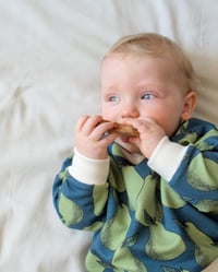 Image 6 of SWEAT CAMILLE poires | Coton biologique