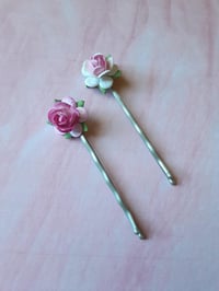 Image 4 of Pink and White Roses bobby pins set of 4 