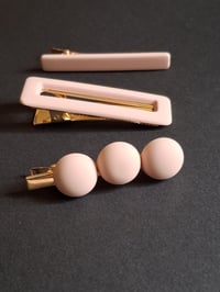 Image 4 of Salmon Pink Hair Set/ Salmon Pink Hair Accessories...