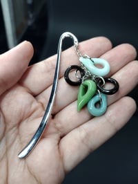 Image 4 of BEADED BOOKMARKS ROUND 1