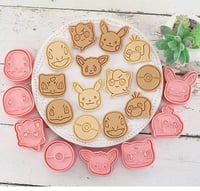 Image 5 of Pokémon Cutter and Stamp 