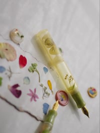 Image 2 of Mini Viola - Pocket Fountain Pen
