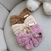 Image 1 of CROCHET BOW - COZY EDIT