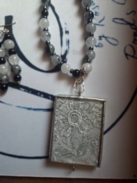 Image 2 of A Study in Lace - Bead and Chat Project