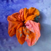 Image 1 of Peachy fresh scrunchie 4