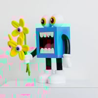 Image 2 of "FRESH PICK" VINYL FIGURE
