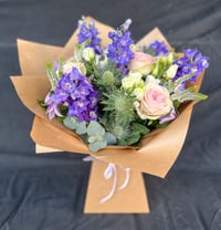 Image 1 of Florists Choice