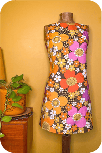 Image 1 of Cotton Yesterday Mini in the Get back print