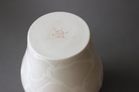 Image 4 of GRAND VASE JARRE - OFF WHITE GLITCH