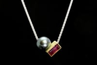Image 3 of Contemporary necklace with a South Sea pearl and gold-set tourmaline.