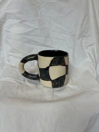 Image 4 of checkered mug