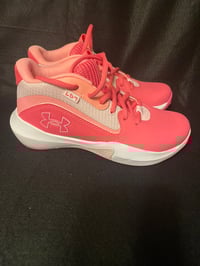 Image 1 of UNDER ARMOUR LD7 pink