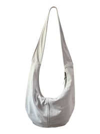 Image 3 of the white round bag