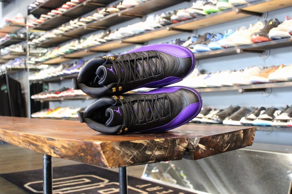  Air Jordan XII (12) "Field Purple" *USED*