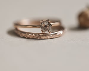 Image of 18ct Rose gold 2mm ‘Olive leaf’ engraved ring