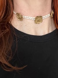Image 2 of Flower & Pearl Choker