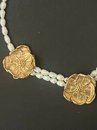 Image 3 of Flower & Pearl Choker