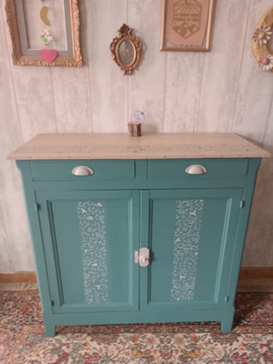 Buffet Parisien poétique en vert Sauge