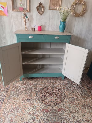 Buffet Parisien poétique en vert Sauge