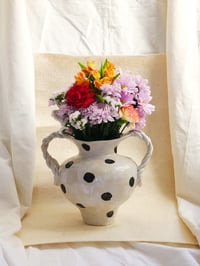 Image 1 of Vase Désinvolte