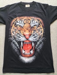 Image 3 of Eye of the Tiger Print My Family T Shirt Medium Black with Print Front and Back