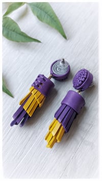 Image 4 of Orecchini pendenti floreali in pelle WHEAT PENDANTS - Viole e sole