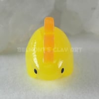 Image 3 of 🟨 "Translucent" mini Dino – Golden Yellow