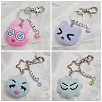 Image 2 of [ALNST] 1PC Mini Handmade Alien Stage Mizi Sua Ivan Till Luka Hyuna Embroidered Plush Keychain