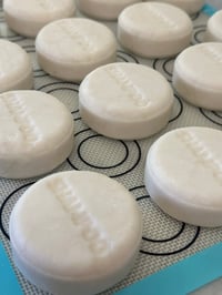 Image 4 of Luxury Toxin Free Shampoo Bar 