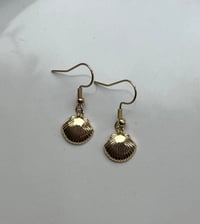 Image 1 of 18k Gold Clam Shell Hooks