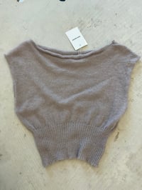 Image 4 of knitted top Luna in dust pink
