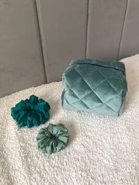 Image 8 of Kosmetyczka Welur Pikowana SAGE/SZAŁWIA