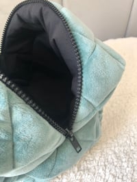 Image 5 of Kosmetyczka Welur Pikowana SAGE/SZAŁWIA