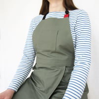 Image 3 of Split Leg Tie Apron for Potters & Makers with 3 Pockets. Dusty Green. No14:3 