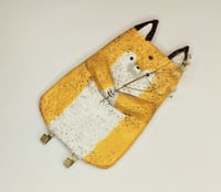 Image 1 of Avainnaulakko, kettu savityö