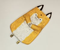 Image 2 of Avainnaulakko, kettu savityö