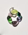 Mono boucle verte et violette