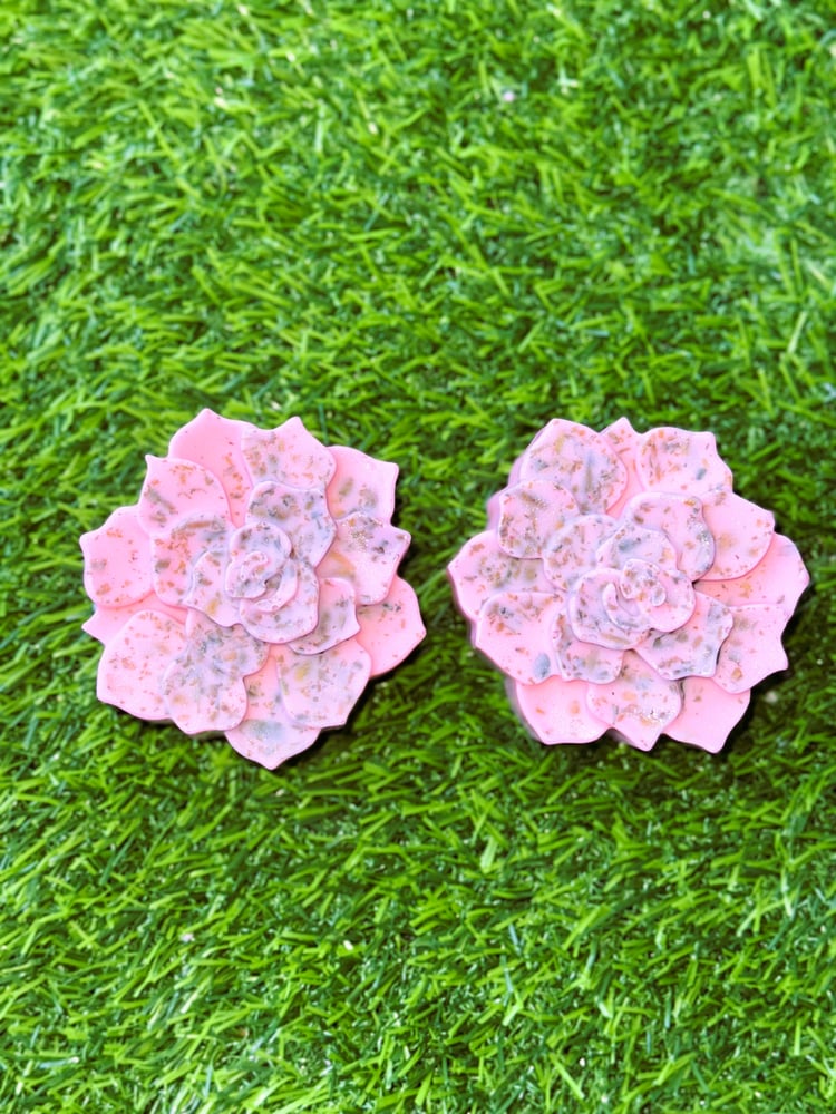 Image of "Peaceful Petals" Strawberry Buttermilk Yoni Bar infused with Rose Bud