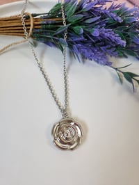 Rosa necklace 