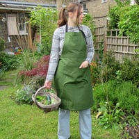 Image 1 of NEW! Gardeners Apron with Pouch Pocket & Special Pockets for Secateurs and Phone. Green Canvas 26:1