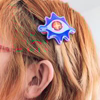 Image 2 of Curious Eye Hair Clip