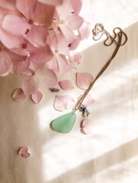 Image 4 of COLGANTE SIRENA - CALCEDONIA 