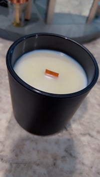 Image 2 of Velvet Goddess Wood Wick Candle 14 oz / 398 g