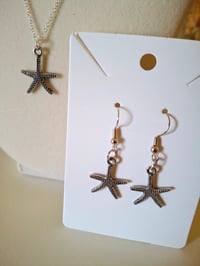 Image 4 of Marine Collection Necklace Set