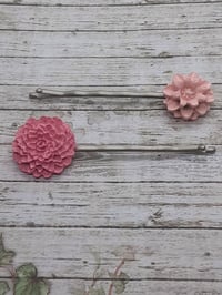 Image 3 of Pink Bouquet Bobby Pins set of 4