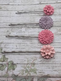Image 5 of Pink Bouquet Bobby Pins set of 4