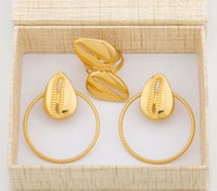 Cowrie Earrings and ring Set