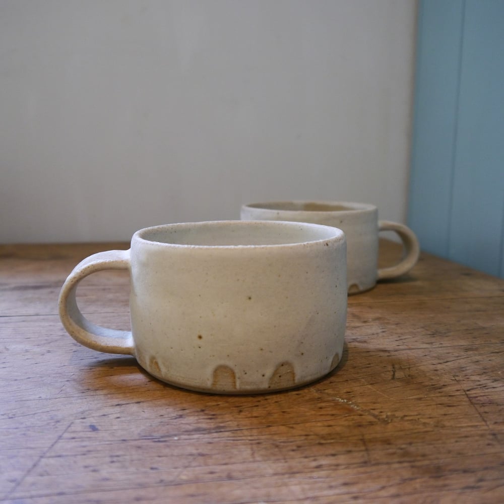Image of Mega mug in oatmeal