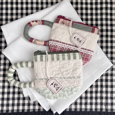 Image of teacup pouch