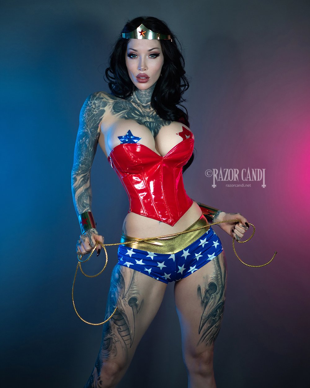 WONDER WOMAN 8x10inch signed print